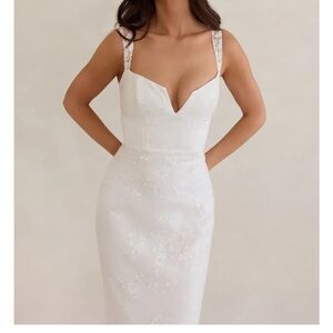 White Sheath Wedding Dress Sweetheart Neckline